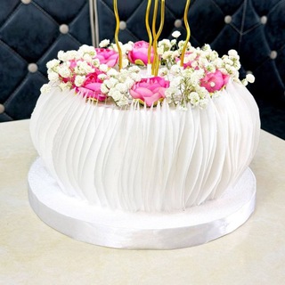 Layloyim shirinliklari va bahor gullari🎂🌹❤️😊