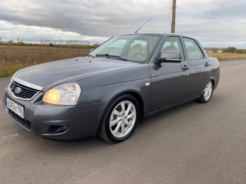 🖼 Продается приора 2. 2013 год.в цвете барнео, полностью в родном окрасе кроме перед...