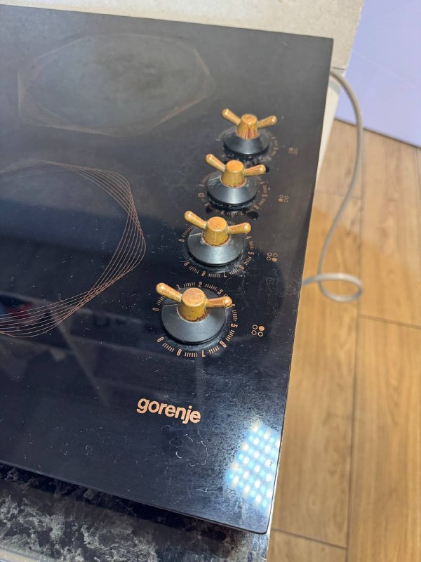 Плита электрическая Gorenje и холодильники