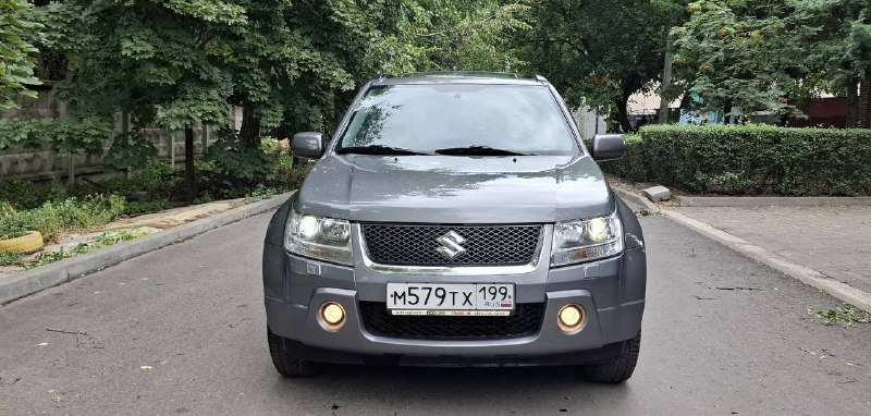 Продаю suzuki grand vitara
Сузуки гранд витара
В идеальном состоянии!!!
Вся в родной краске!
С родным пробегом -123 000 км!!!
Настоящий японский внедорожник на постоянном полном приводе!
Двигатель - 2 литра (140 л/с)
Коробка - автомат (айсин)
Привод - полный (постоянный)
Комплектация - максимальная
Кожанный салон, подогрев сидений, электро люк, безключевой доступ, климат-контроль, abs, esp, мультируль с круиз- контролем, заводской ксенон, птф, парктроник задний, литые диски r-17 на хорошей летней резине, зимняя тоже есть,
Двигатель, коробка, ходовая без нареканий, кузов в отличном состоянии без рыжиков, дно и пороги без коррозии, металл родной, краска родная!
Автомобиль без дтп!
Юридически чистый без запретов и ограничений!
Птс - оригинал!
Японское качество и проверенная временем надёжность сузуки хорошо известна во всём мире! Данный автомобиль имеет небольшой подтверждённый пробег и огромный ресурс
Реальному покупателю хороший торг!
Цена 1млн.100 тыс. Рублей
Г. Ростов-на-дону
Тел: 8 952 417 45 48 - фотография - 3