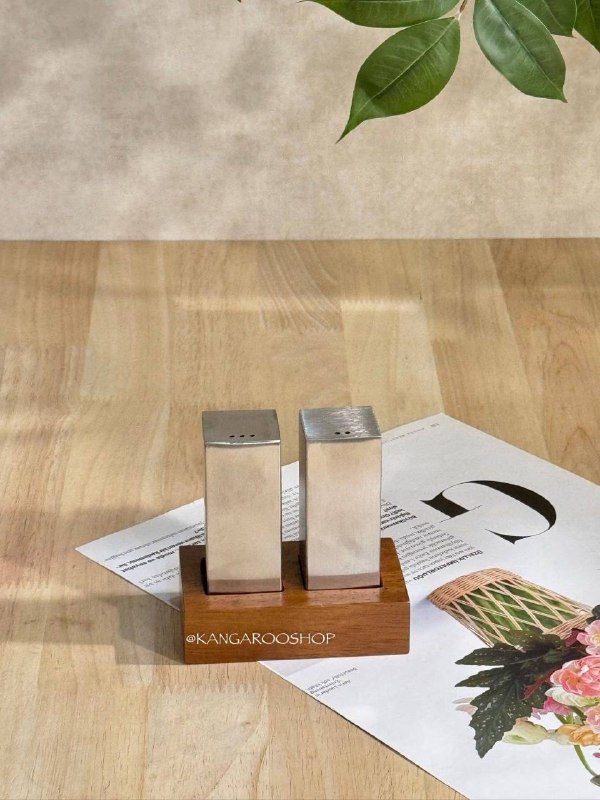 Kangarooshop: 🌸ست نمکپاش جفتی فلزی گرد کد x240 ✅📦۴۸ عدد✅استیل و چوب✅دارای جعبه کادویی✅قیمت : ۱،۰۹۰،۰۰۰ ت🆔كانال فروشگاه👇🏻@KangarooshopI
