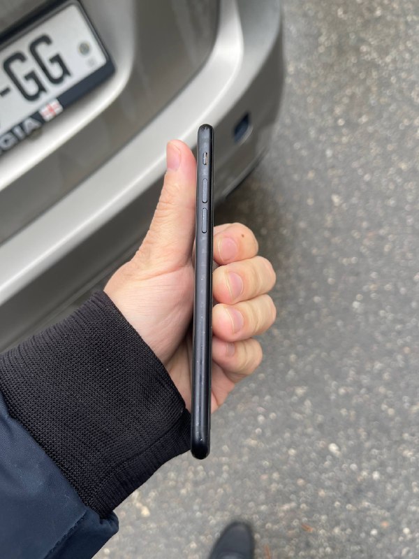 iPhone SE 2020 аккум 71%