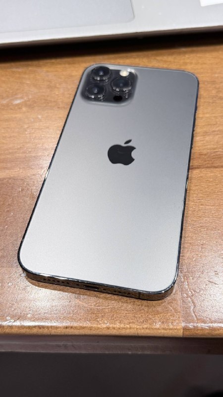 Продаётся б/у iPhone 12 Pro Max — фото 1