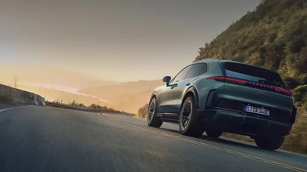 🏎🔥 В мире электромобилей становится все интереснее! ✨ Сегодня появилась новост
