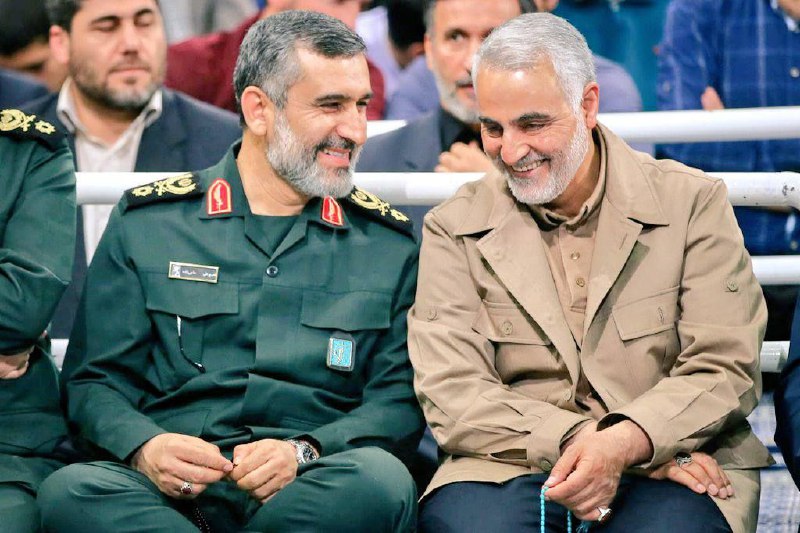 🌷ب یاد شهیدان🌷: درین سرای بی کسی، کسی به در نمی زندبه دشتِ پُرملال ما پرنده پَر نمی زندیکی ز شب گرفتگان چراغ بر نمی کُندکسی به کوچه سارِ