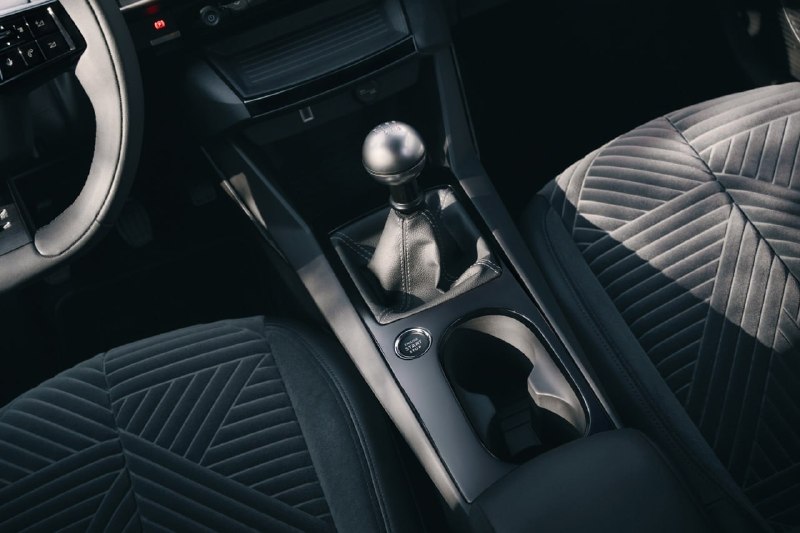 Новая Lancia Ypsilon получила «механику» 4