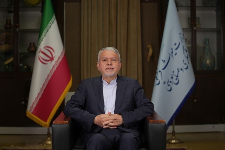 ایسنا ✔: صالحیامیری: پزشکیان پرچمدار رفاه ملی است🔹بدون وفاق نمیتوان کشور را اداره کرد🔹پزشکیان در پایان دوره، کارنامه خوبی در آش