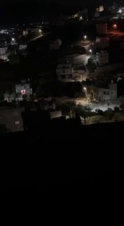 כוחות הכיבוש ממשיכים להסתער על העיירה בית פוריק, מזרחית לשכם, על רקע מסע פשיטות ומעצרים.