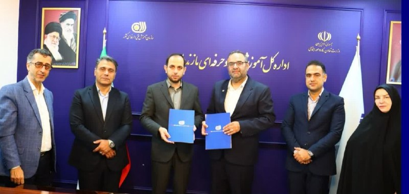 اخبار مازندران: تفاهم‌نامه دانشگاه آزاد و فنی‌وحرفه‌ای مازندران وارد مرحله اجرایی می‌شود🔹رئیس دانشگاه آزاد اسلامی استان مازندران در دیدا