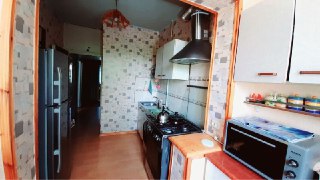 Аренда 2 ком кв средный ремон только для семьи для долгово жительство.