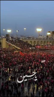 - 🇮🇷 חדש: יותר מ-12 שעות לאחר תום הלוויה של חמינאי, אנשים מסרבים לעזוב את המוסלה, והמסגד עדיין מלא באנשים
