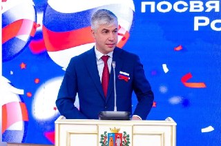 Генпрокуратура потребовала изъять у бывшего ростовского мэра Алексея Логвиненко активы на 1,6 млрд рублейГенпрокуратура обратилась в Советский райсуд Ростова-на-Дону с требованием обратить в доход государства имущество бывшего мэра города Алексея Логвиненк