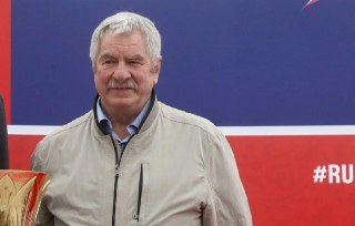 Умер автор победы сборной СССР по баскетболу Иван Едешко. Именно он отдал решающий пас через всю площадку на Александра Белова, после которого советская нацкоманда обыграла США в матче финала ОИ 1972 в Мюнхене.Ивану Ивановичу был 81 год. За профессиональну