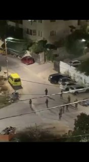 כוחות הכיבוש פורסים בשכונת חאלת אל-סוחה בעיר ג'נין ויורים פצצות קול לעבר התושבים