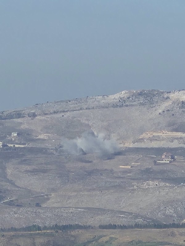 הפצצת ארטילריה של האויב לעבר העיירה כפר תבנית