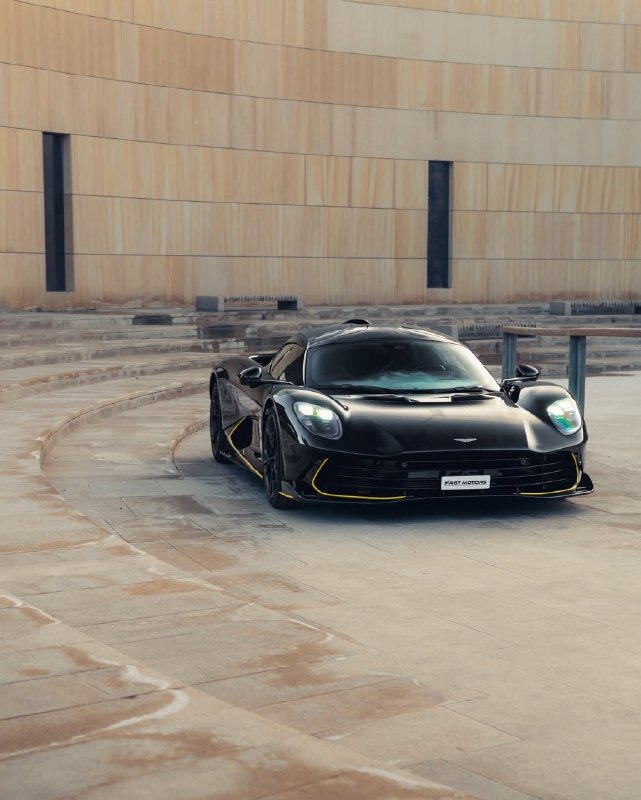 Aston Martin Valhalla 2026 года — один из всего 999 экземпляров 7
