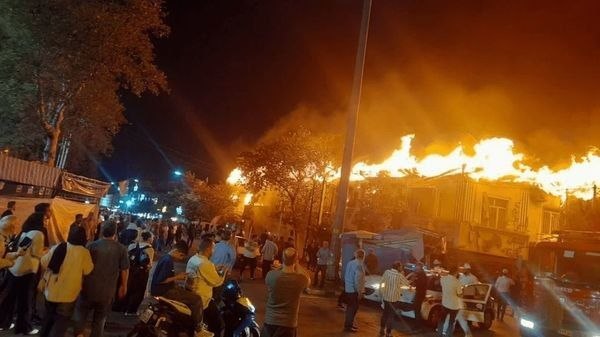 خبرهای جالب گنبد: 📣عمدی یا سهوی بودن آتشسوزی بازار گرگان بررسی میشود🔷استاندار گلستان: بررسیهای میدانی برای مشخص شدن علت آتشسوزی بازار