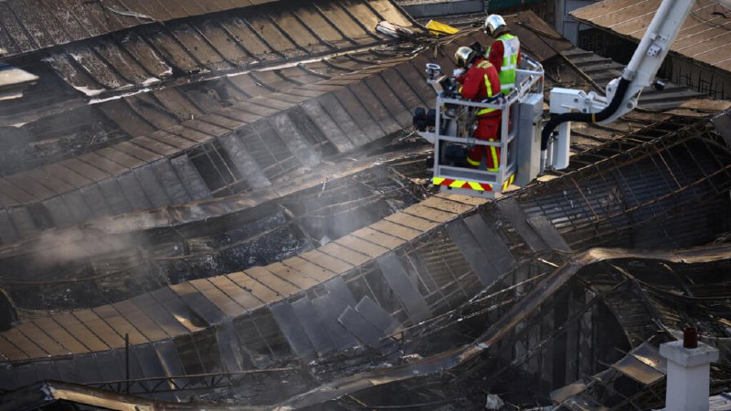 Tears and shock as fire destroys Paris' oldest indoor food market
