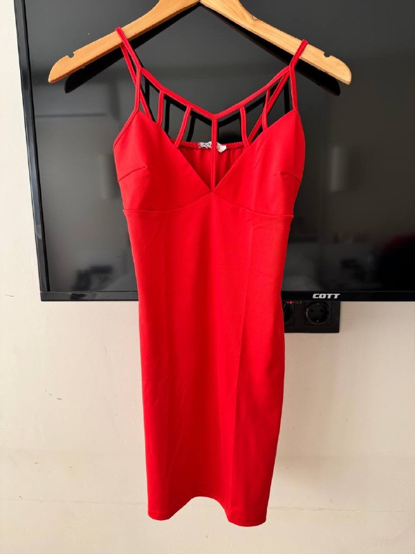 Платье красное 💃🏼
