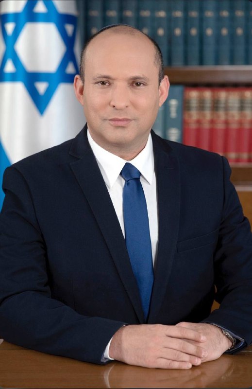 🔴 נפתלי בנט, ראש ממשלת ישראל השבוי לשעבר ומועמד לרשת את בנימין נתניהו, כתב ב-X: נתניהו הוא שבוי של קטאר. מ…