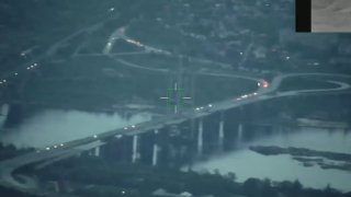 הכוחות המזוינים הרוסים פגעו בגשר כבלים באזור זפורוז'יה, כך דיווח משרד ההגנה.
