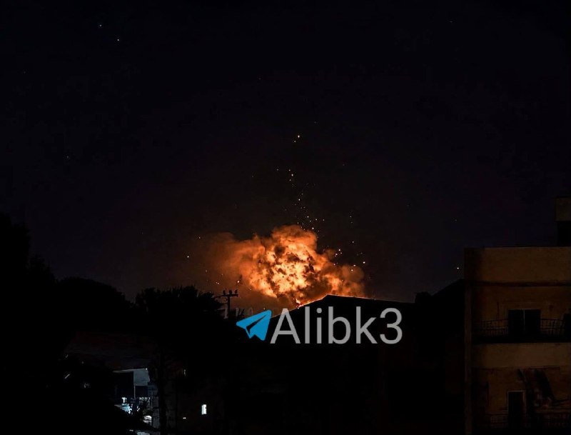 הפשיטות הישראליות נמשכות על גבעת עלי אל-טאהר, מדרום ללבנון.