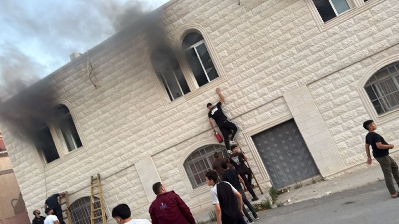 מתנחלים תוקפים את הכפר ג'יט ליד קלקילה ושורפים מסגד