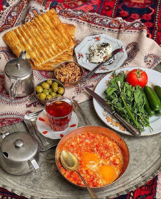 69%: صبحی دیگر از راه رسیده است، و من آمدہ ام با صبح بخیری دیگر و با سینی صبحانه ای در دست که طعم شیرین عشق دارد و بوی دل انگ