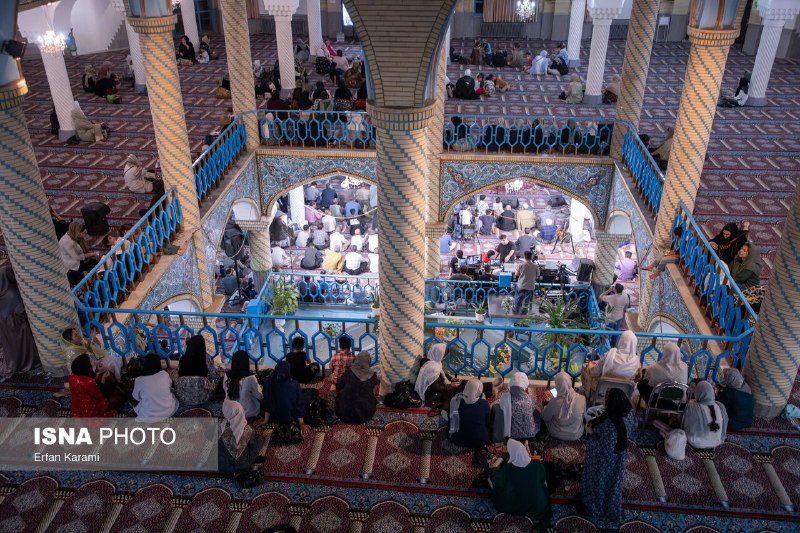 ایسنا ✔: 🖼 مراسم مولودی خوانی در سنندج#گزارش_تصویری را اینجا ببینید.@isnamediaa