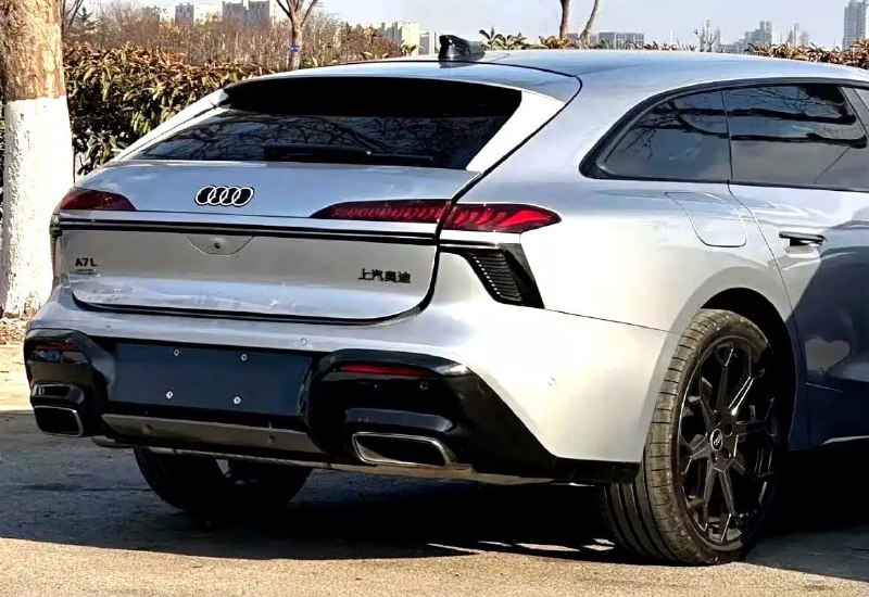 Audi готовит крупный универсал A7L Avant 1
