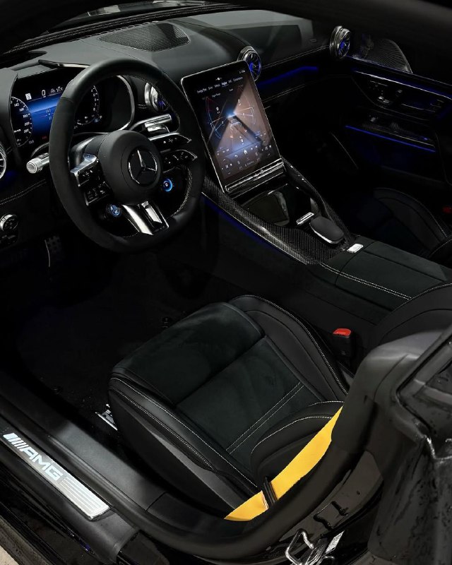 BATMAN NEW CAR: AMG GT 63 S E 840 HP 4.0-L V8 BITURBO 4MATIC+ Hybrid 8