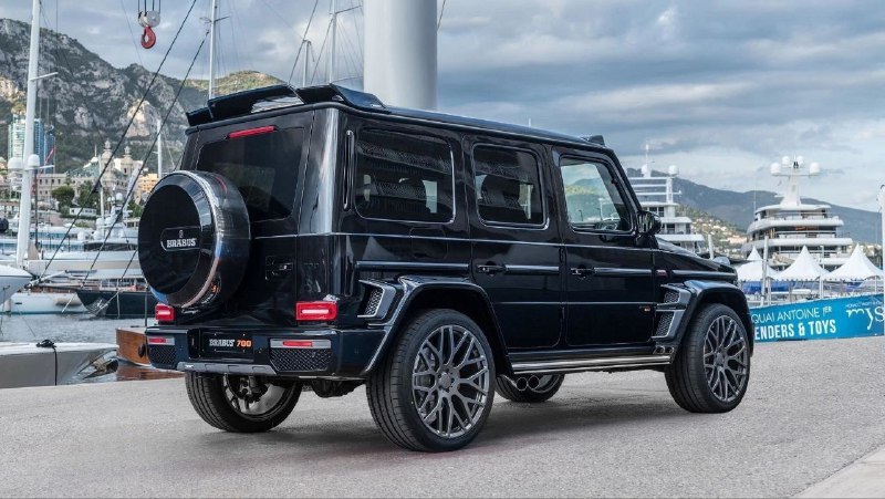 Brabus 700 Widestar 6