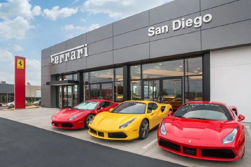 Ferrari и Porsche увеличили цены в США после введения новых пошлин