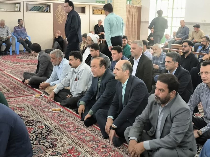 اخبار استان يزد: ✅ حضور معاون توسعه مدیریت و منابع استاندار یزد در مراسم ختم پدر بزرگوار شهید والامقام سیدرضا یحیی زاده و نیز ابوی گرانقد
