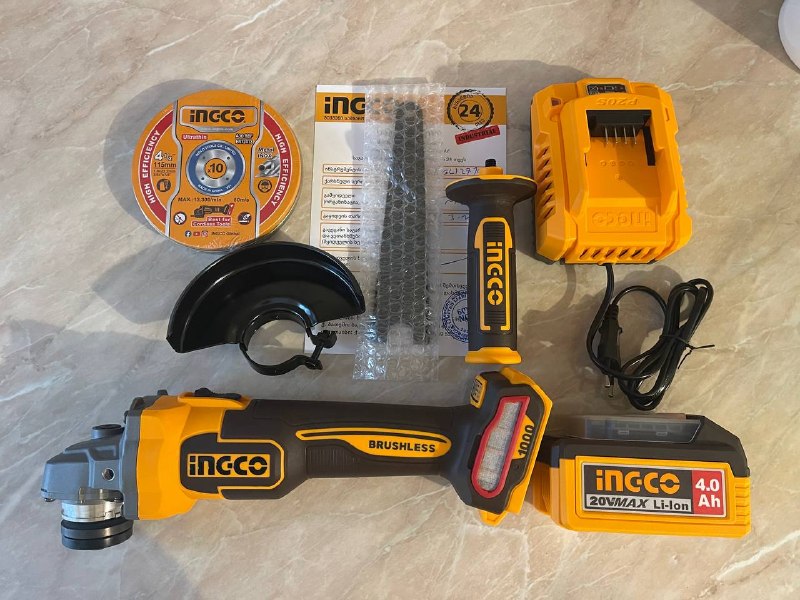 Болгарка аккумуляторная.