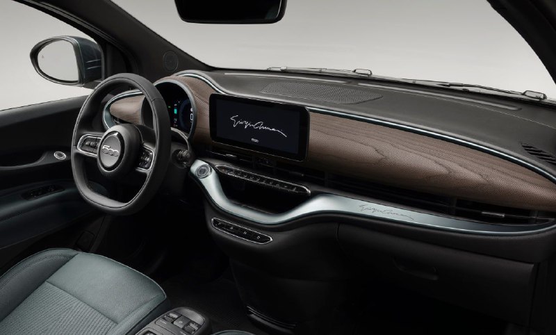 Новый FIAT 500e получил версию от Armani 9