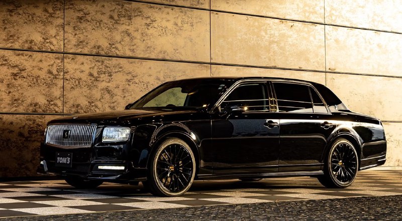 Представлена эксклюзивная Toyota Century