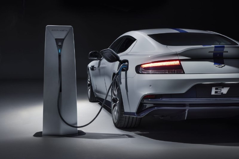 Первый электрокар Aston Martin получит моторы от LucidAston Martin будет использ