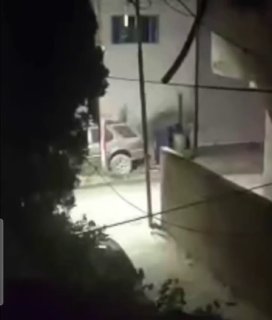 מקורות מקומיים: כוחות הכיבוש יורים פצצות קול במהלך הסתערות על שכונת אל-נקר בעיר קלקיליה