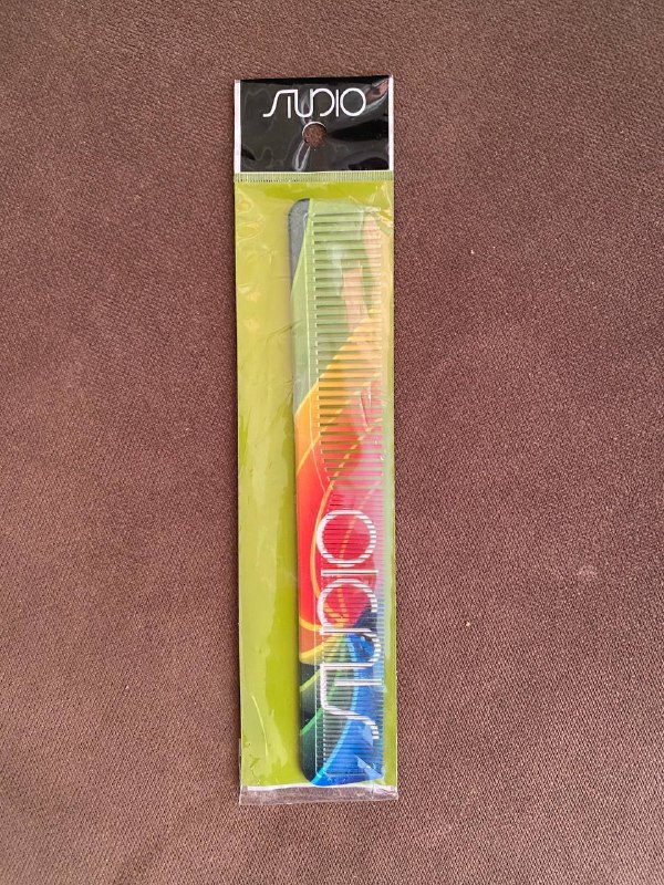 Расческа парикмахерская 186*28 мм линии Studio Professional. Состав 100% поликарбонат. Не магнитит в — фото 1