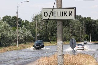 Украина и Россия «согласовывают последние детали» по эвакуации жителей Алешек, рассказал украинский омбудсмен18+. НАСТОЯЩИЙ МАТЕРИАЛ (ИНФОРМАЦИЯ) ПРОИЗВЕДЕН, РАСПРОСТРАНЕН И (ИЛИ) НАПРАВЛЕН ИНОСТРАННЫМ АГЕНТОМ ИНТЕРНЕТ-ИЗДАНИЕ «НОВАЯ ГАЗЕТА» ЛИБО КАСАЕТСЯ 