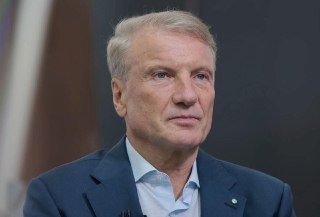 Глава Сбербанка Греф заявил, что при текущей ключевой ставке экономика «долго существовать не может». И назвал скорейшее завершение военных действий главным вопросом для россиянГлава Сбербанка Герман Греф заявил, что ключевую ставку Центробанка необходимо 