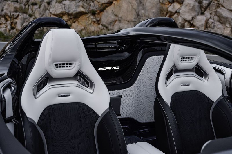 Раскрыты характеристики нового спидстера Mercedes-AMG PureSpeed 5