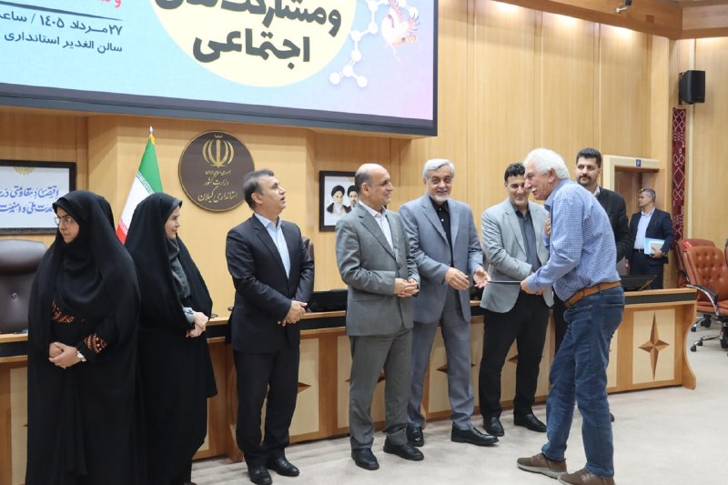 کانال رسمی دیارمیرزا: 🔵تفاهم‌نامه احداث دو مدرسه در رشت و شاندرمن امضا شد🔸تفاهم‌نامه احداث یک مدرسه سه‌کلاسه در شاندرمن توسط خانواده خیر مدرسه