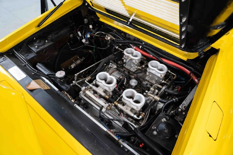 Редчайший Lamborghini Jalpa 1988 года с пробегом всего 4900 км выставили на аукцион — ставки уже дос 9