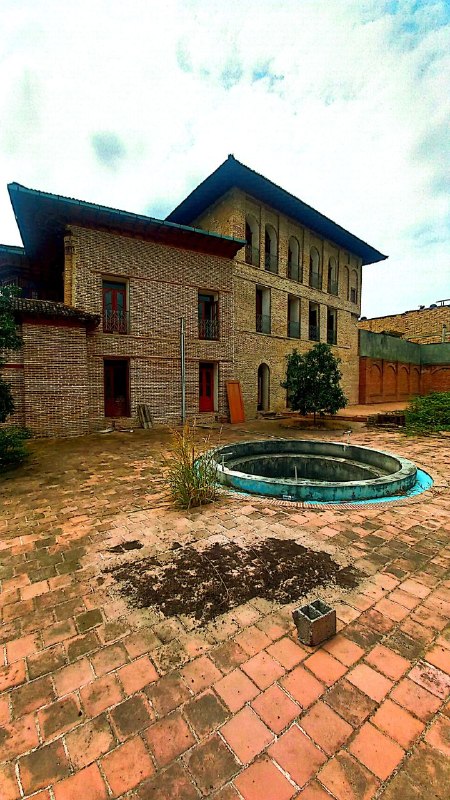 اینجا مازندران زیبا: ✅ اینجا مازندران زیبا🖼 زیبائیهای استان مازندران، ساری ، خانه فاضلیآب انبارنودوره قاجاریه و پهلوی📆 مرداد ۱۴۰۵ 📸 حمیدرضا ح