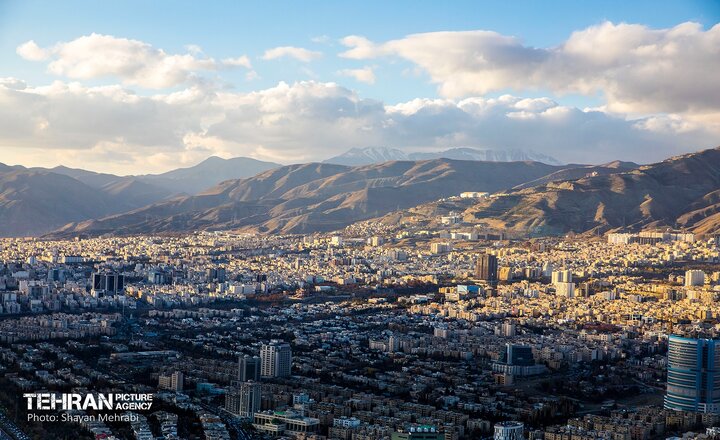 دیده بان شهر: 🔶کاهش دمای هوای تهران از فردا🔻اداره کل هواشناسی استان تهران:🔹 طی پنج روز آینده آسمان استان تهران صاف تا قسمتی ابری در بع