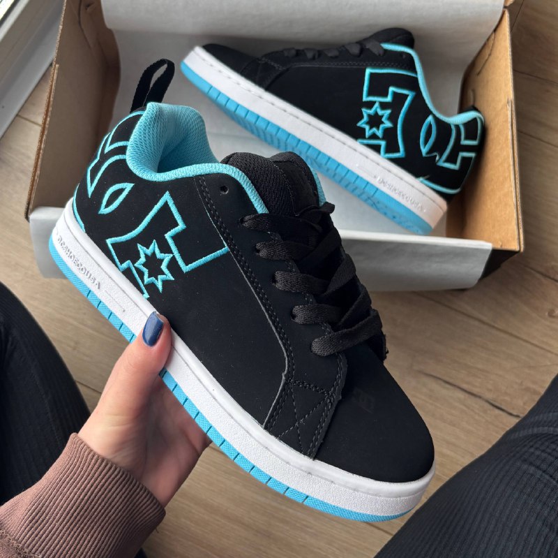 DC DC Court Graffik Black Blue 📦 БІЛЬШЕМІРЯТЬ Див см, фото 3