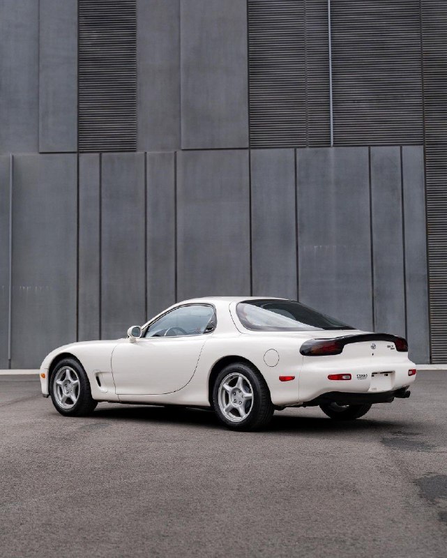 Mazda RX-7 2