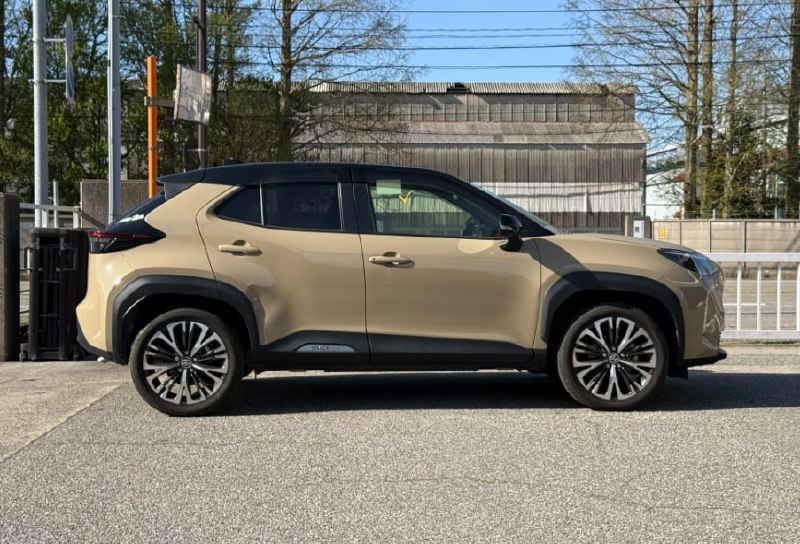 Toyota Yaris Cross 2022 фото 2